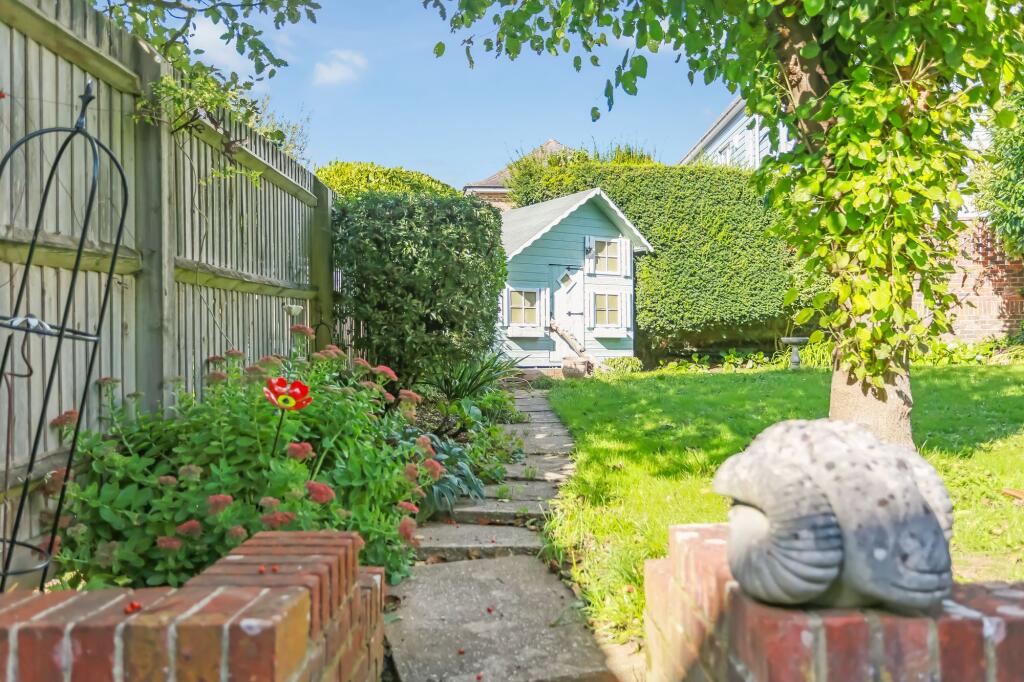 House in Hove, Brunswick - View 4