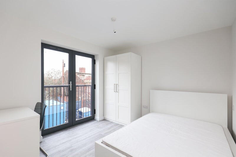 House in Sheffield - View 4