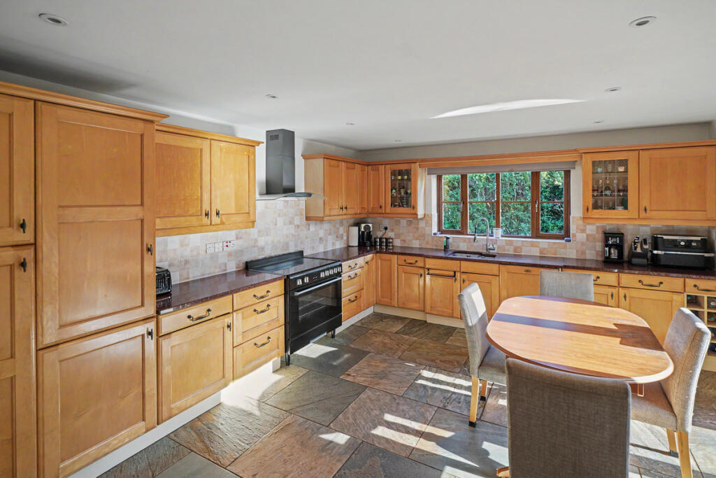 House in Northampton - View 2