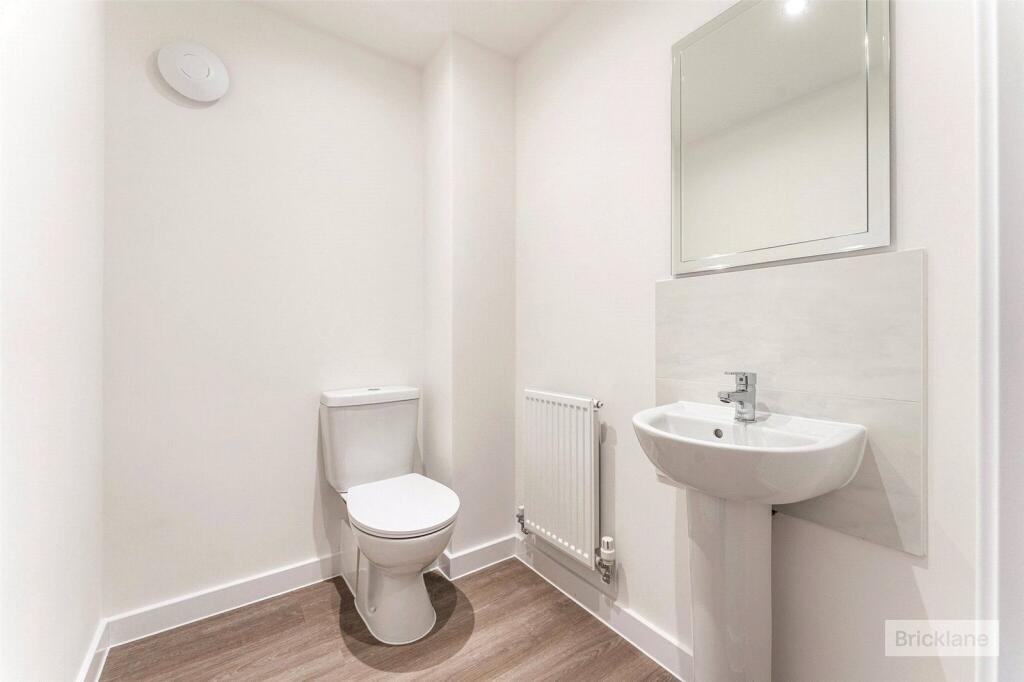 House in Chelmsford - View 5