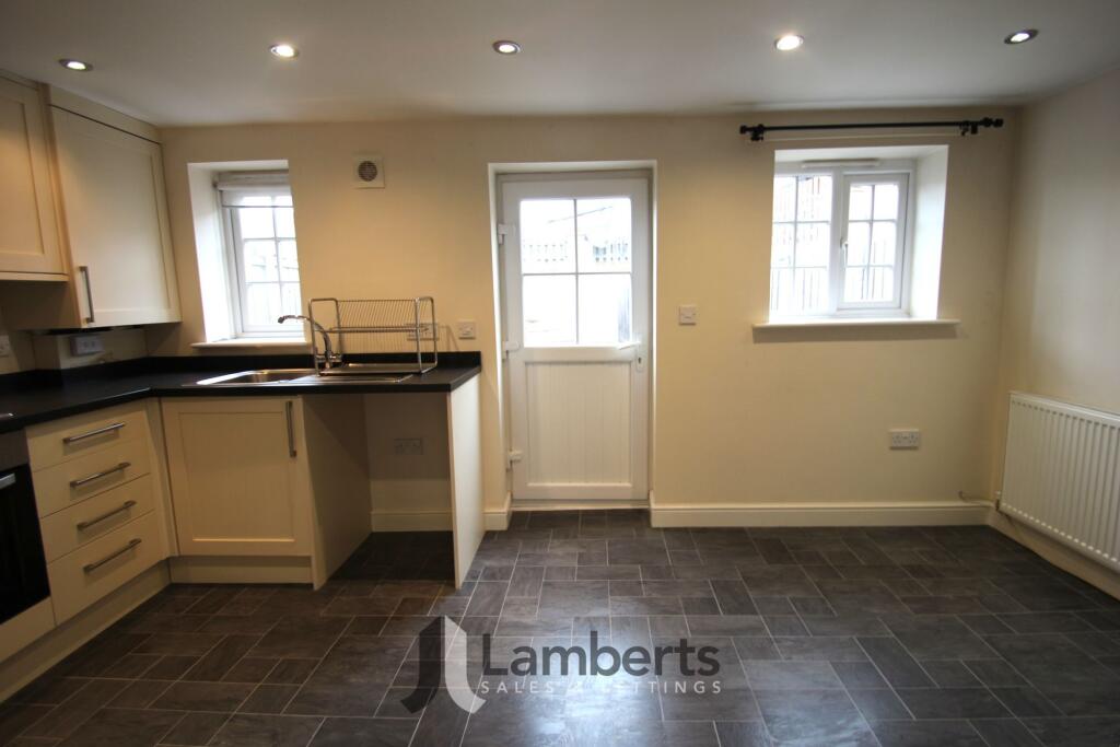 Additional image 7 of Marble Alley, Studley, B80