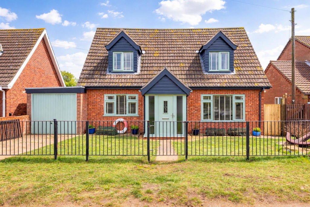 3-bed detached on Albion Road, Mundesley, NR11, £425,000