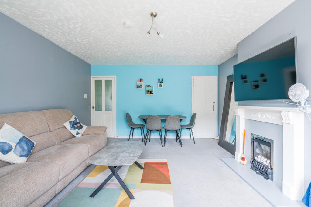House in Worcester, Barbourne - More