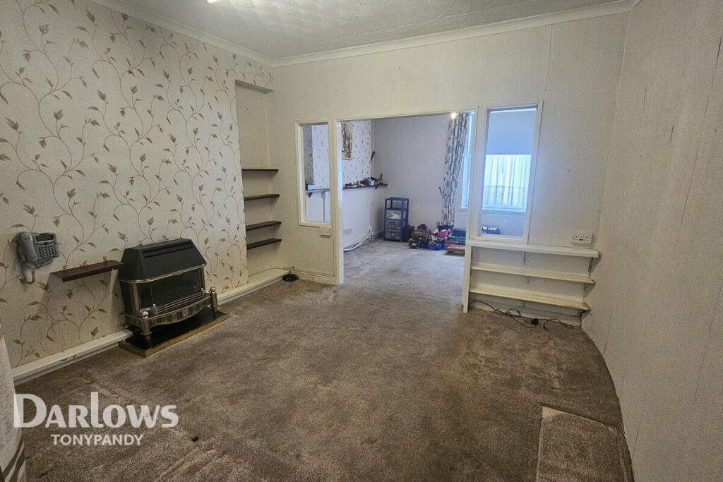 Primrose Street, Tonypandy CF40 photo 4