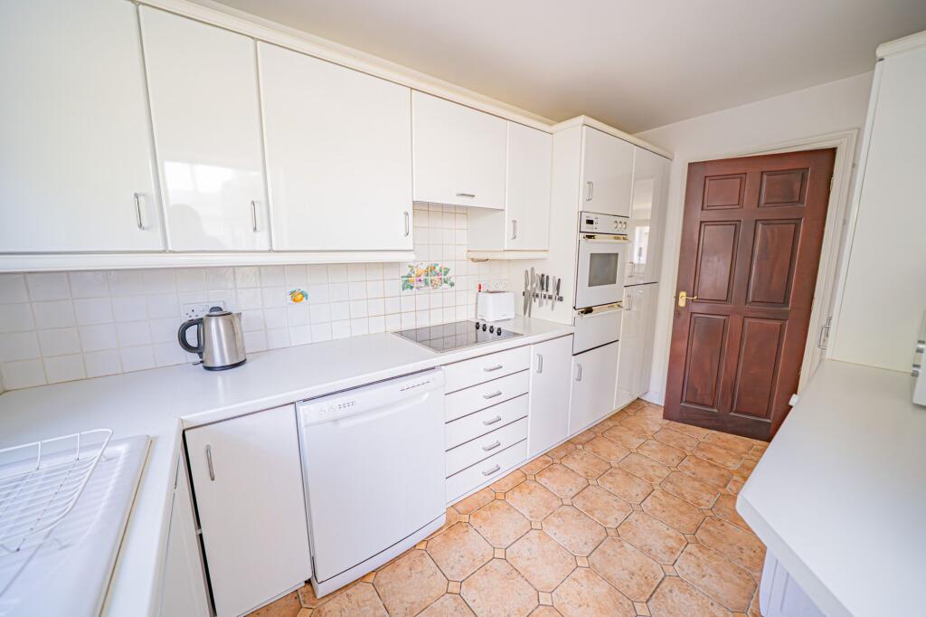 Catherines Close, Catherine-De-Barnes, B91 - View 3