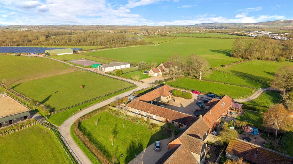 Additional image 2 of Courtyard Barns, Brook Hall Farm