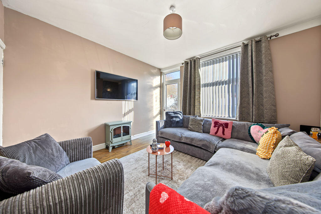 House in Chesterfield, Brimington - View 4