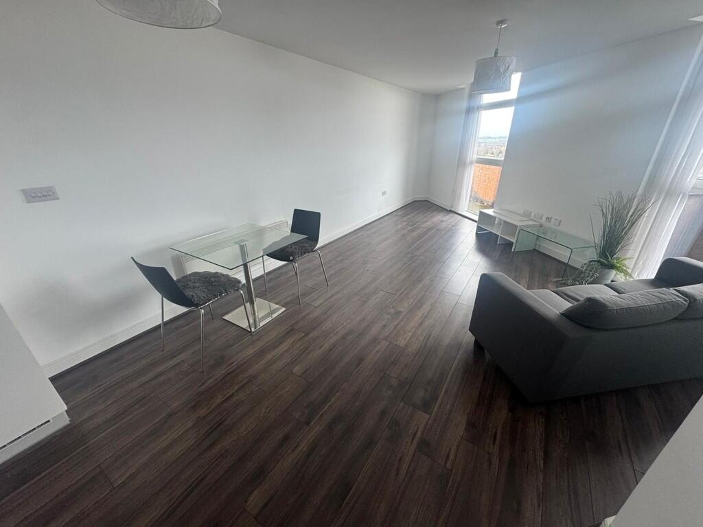 Apartment in Dudley - View 2