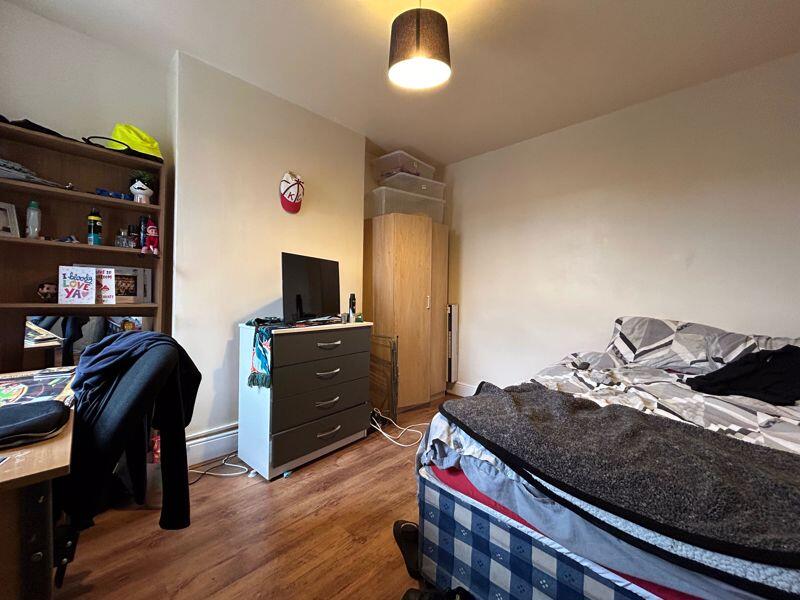 House in Nottingham - View 3