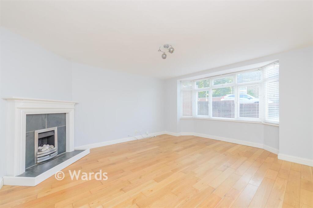 House in Sole Street, Gravesend, Tollingtrough Green, Cobham - View 4