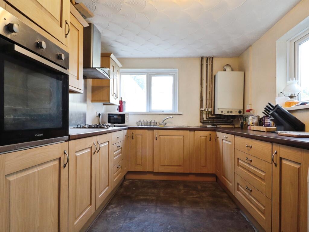 House in Cardiff, Adamsdown - View 4