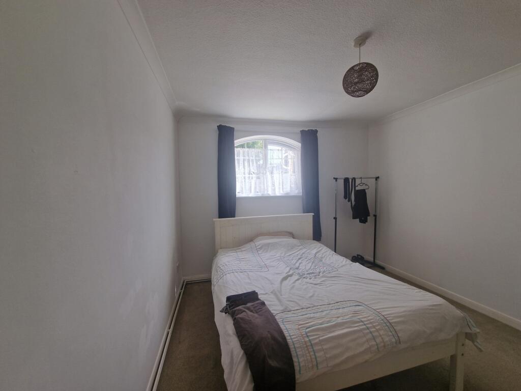 Apartment in Canterbury - View 2