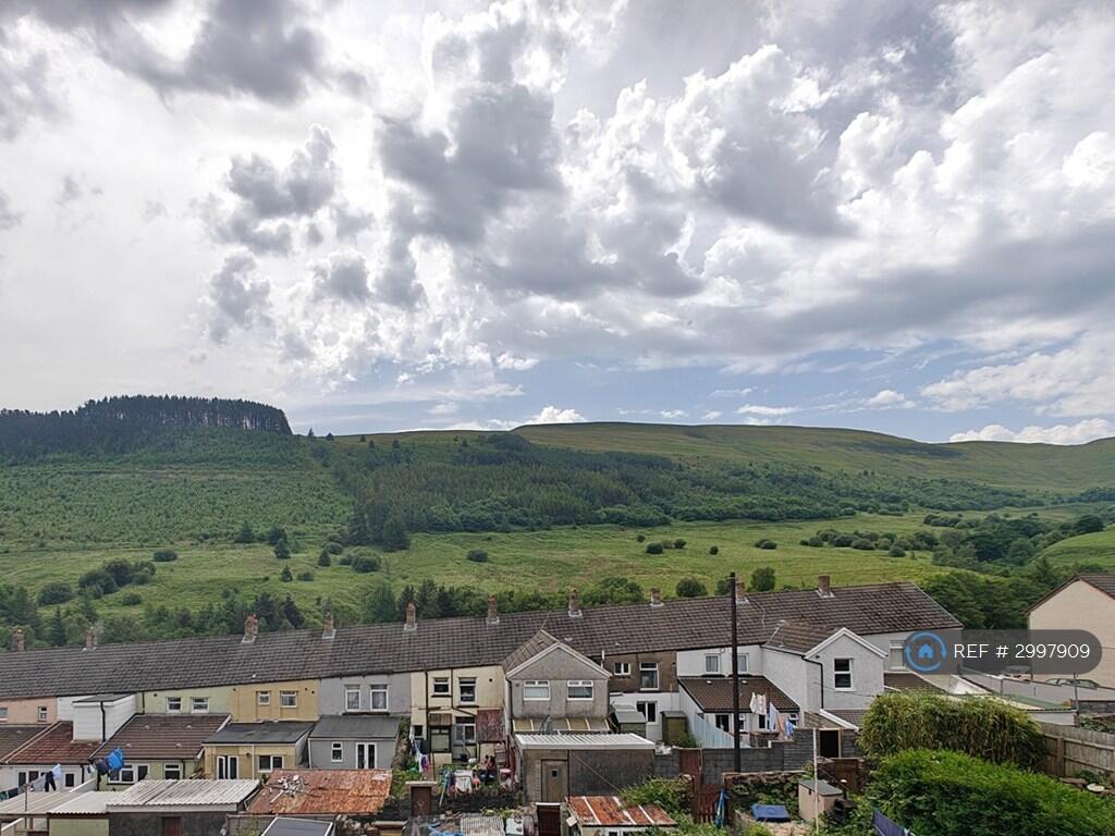 House in Cwm Parc, Treorchy - View 2