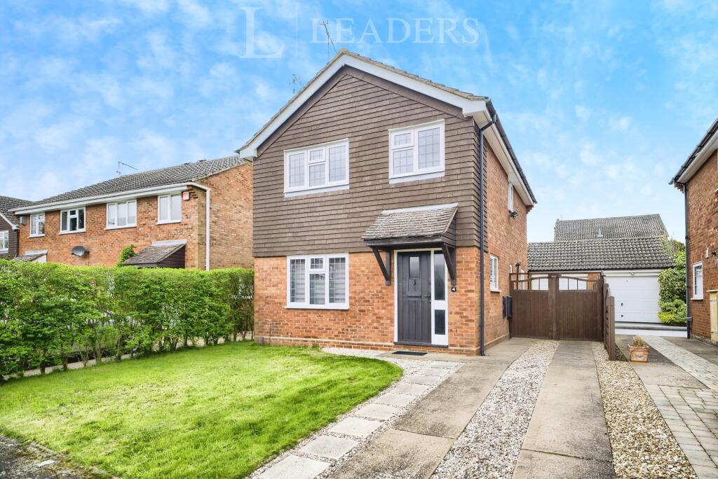 Main image of property: Chatsworth Grove, Kenilworth, Warwickshire, CV8