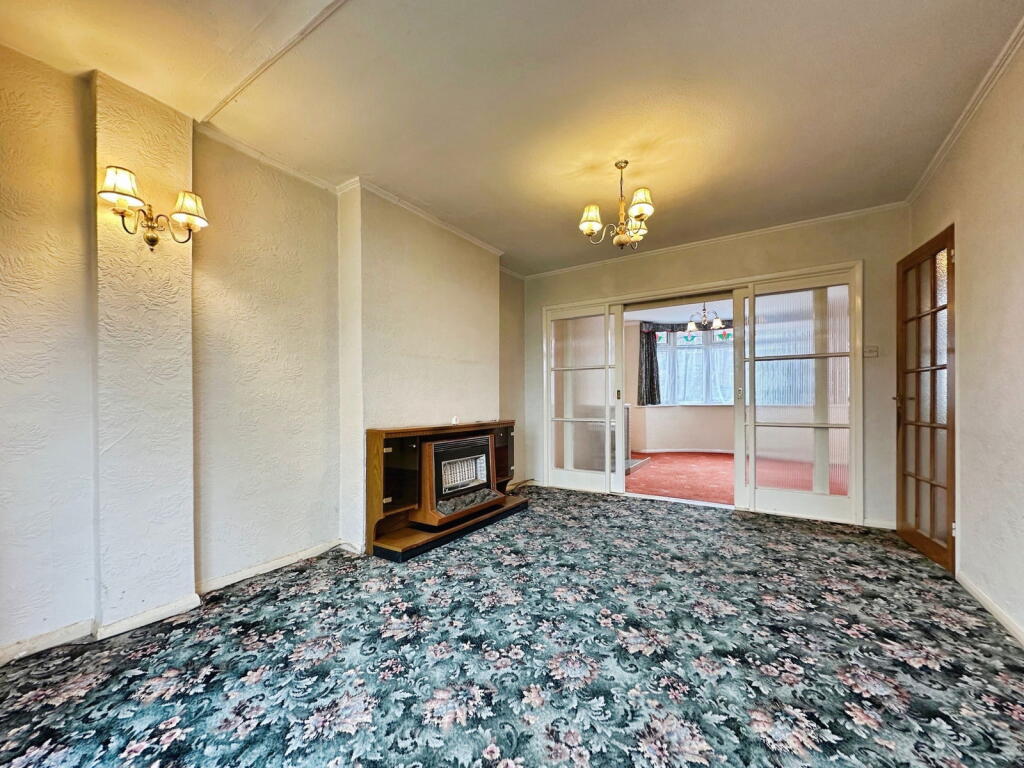 Birches Park Road, Codsall, Wolverhampton, WV8 2DT - View 6