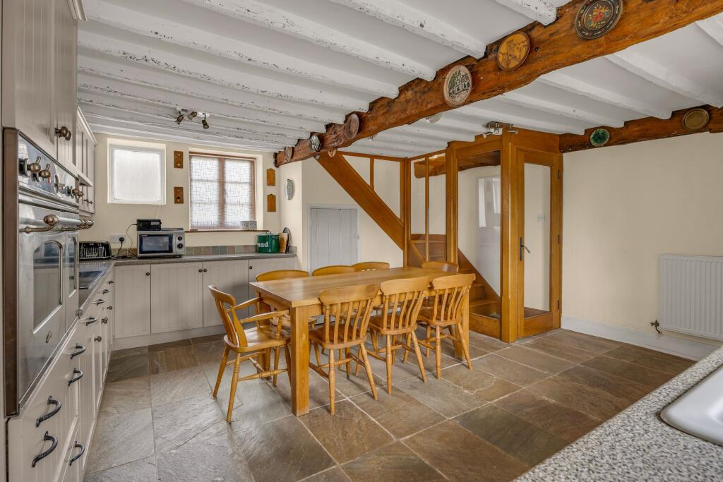 House in Axbridge, Somerset - View 6