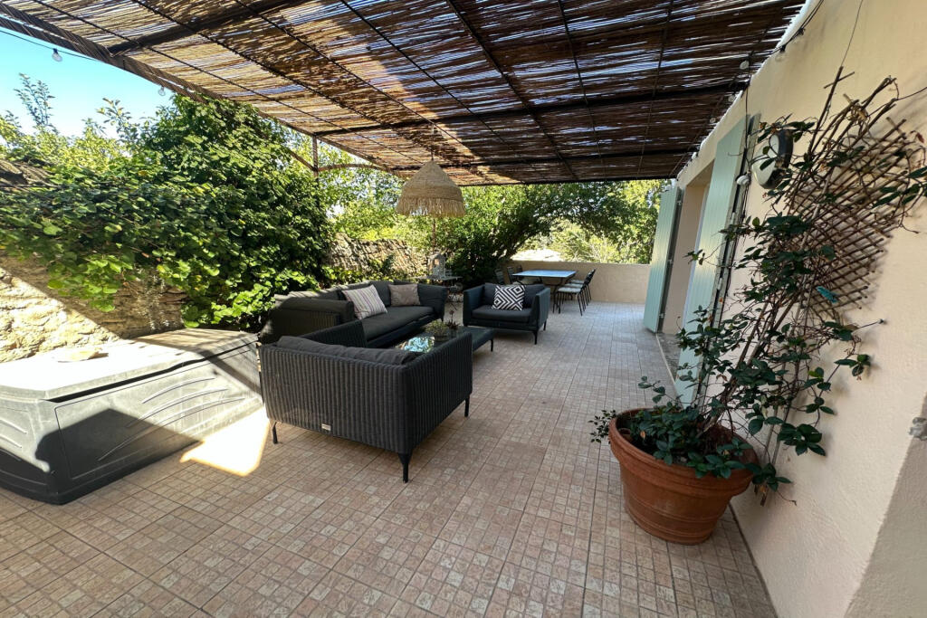 Main image of property: Provence-Alps-Cote d`Azur, Var, La Garde-Freinet