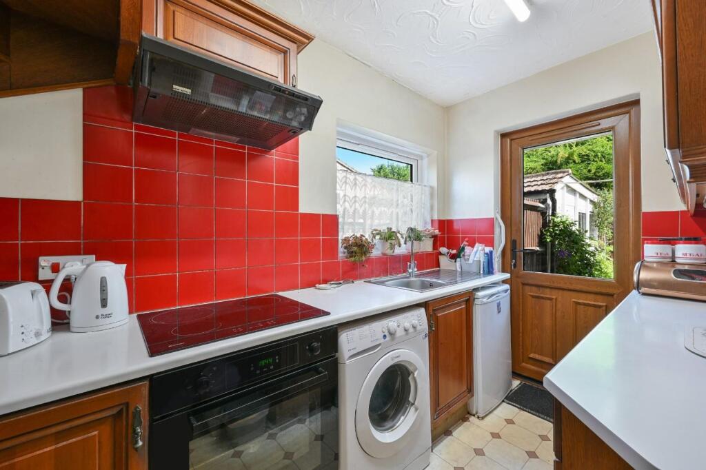 House in Kingston upon Thames - View 5
