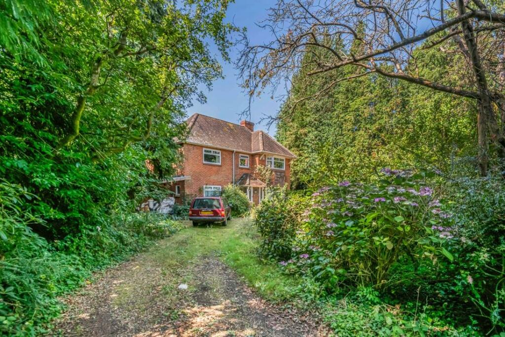 Main image of property: Kennylands Road, Sonning Common , Oxfordshire, RG4