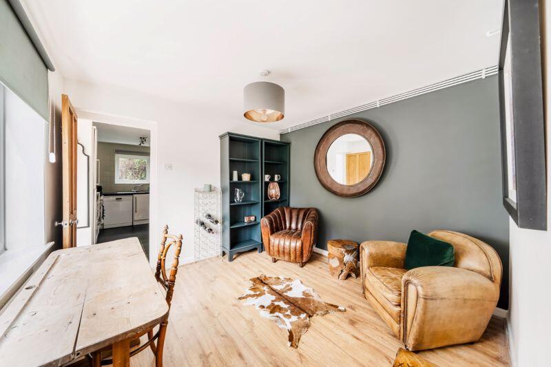 Ambra Vale West | Clifton photo 2