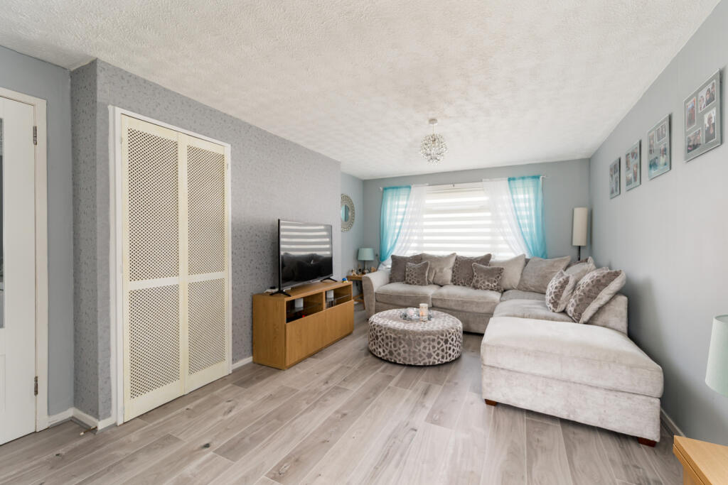 89 Kennington Avenue, Loanhead, EH20 9JA photo 3