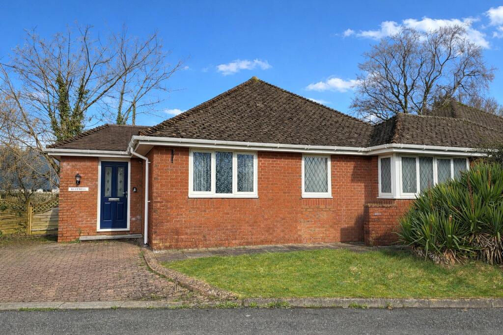 Main image of property: New Road, Kilgetty, Pembrokeshire, SA68