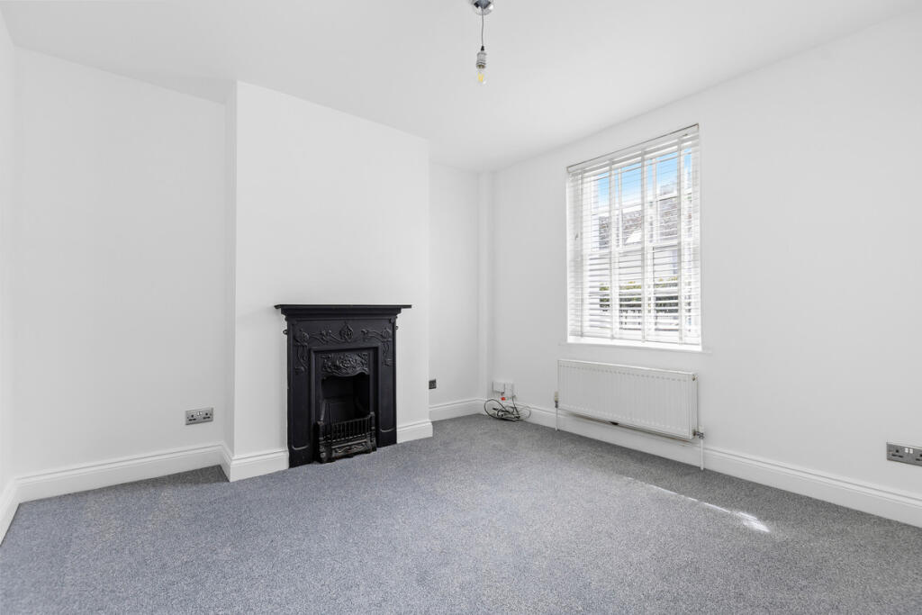House in Chichester - View 3