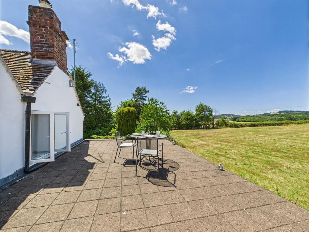 Chapel Lane, Churcham, Gloucester, Gloucestershire, GL2 photo 2