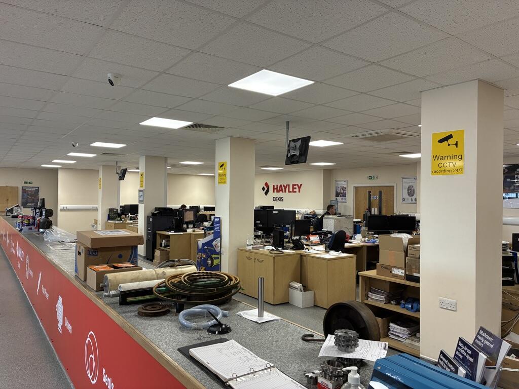 Photo 6