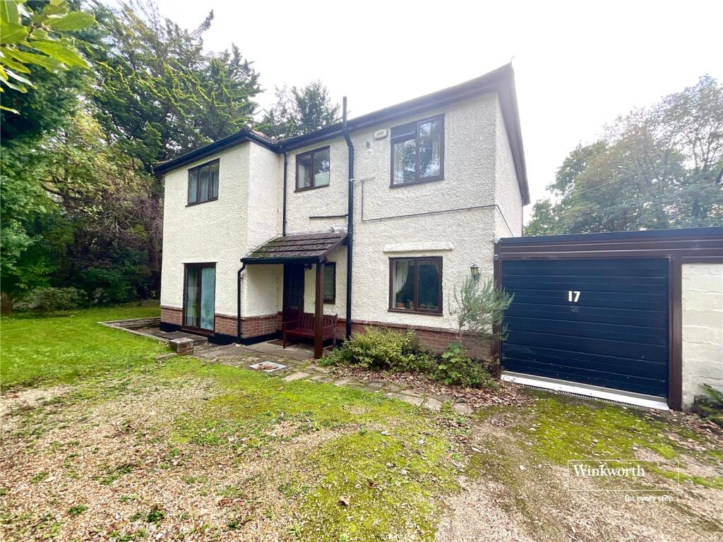 Main image of property: Chewton Common Road, Highcliffe, Christchurch, Dorset, BH23
