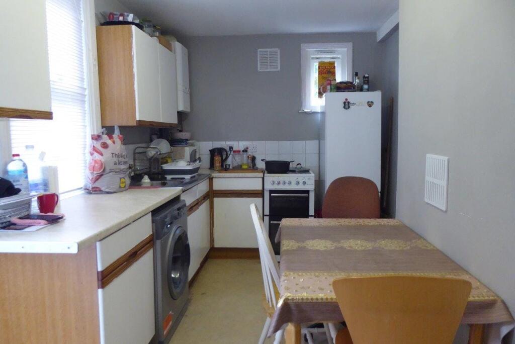 Kitchen_134a_P1020024.jpg