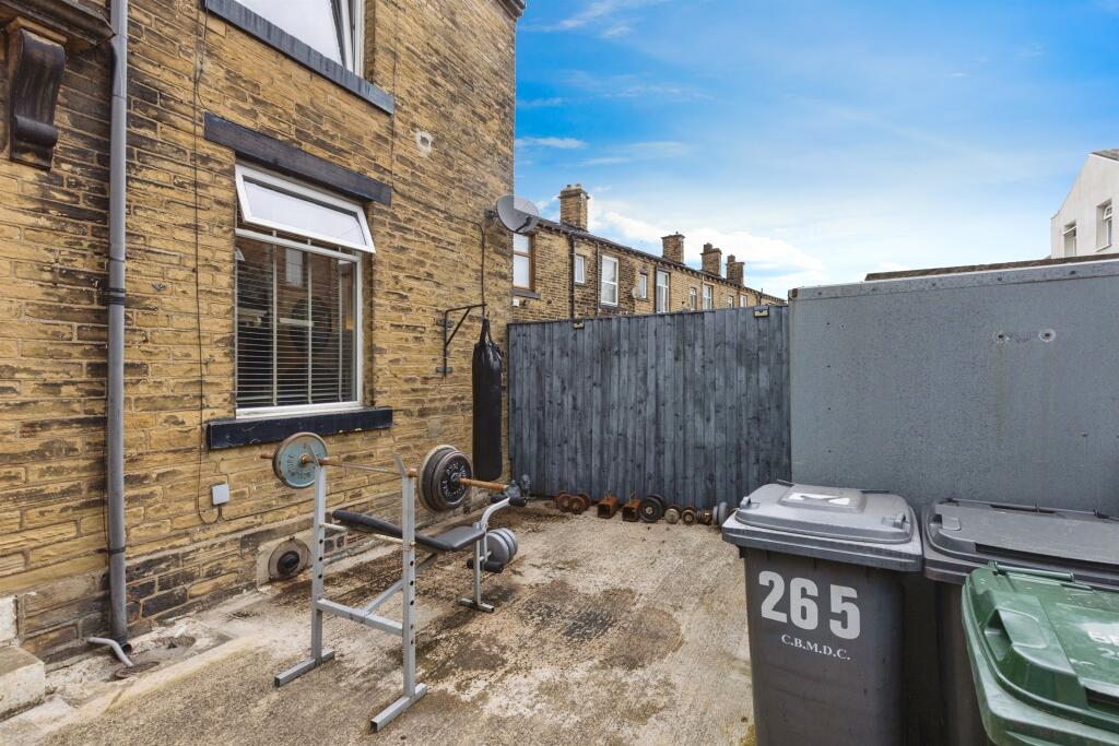 Additional image 17 of Cutler Heights Lane, Bradford
