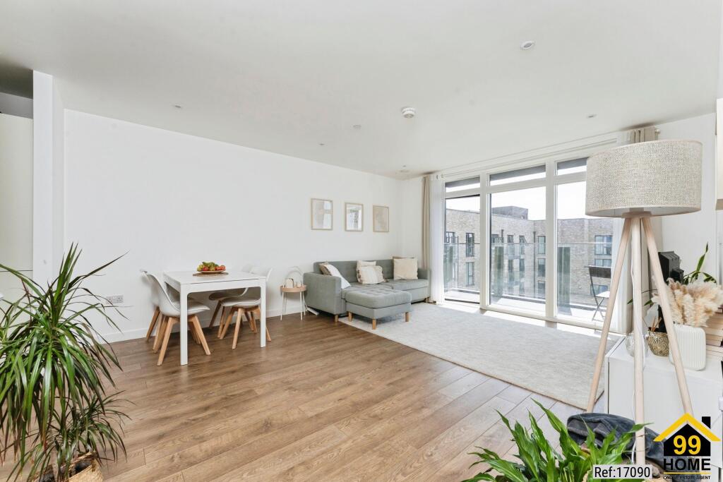Apartment in London, Lansbury Square, Poplar - View 3