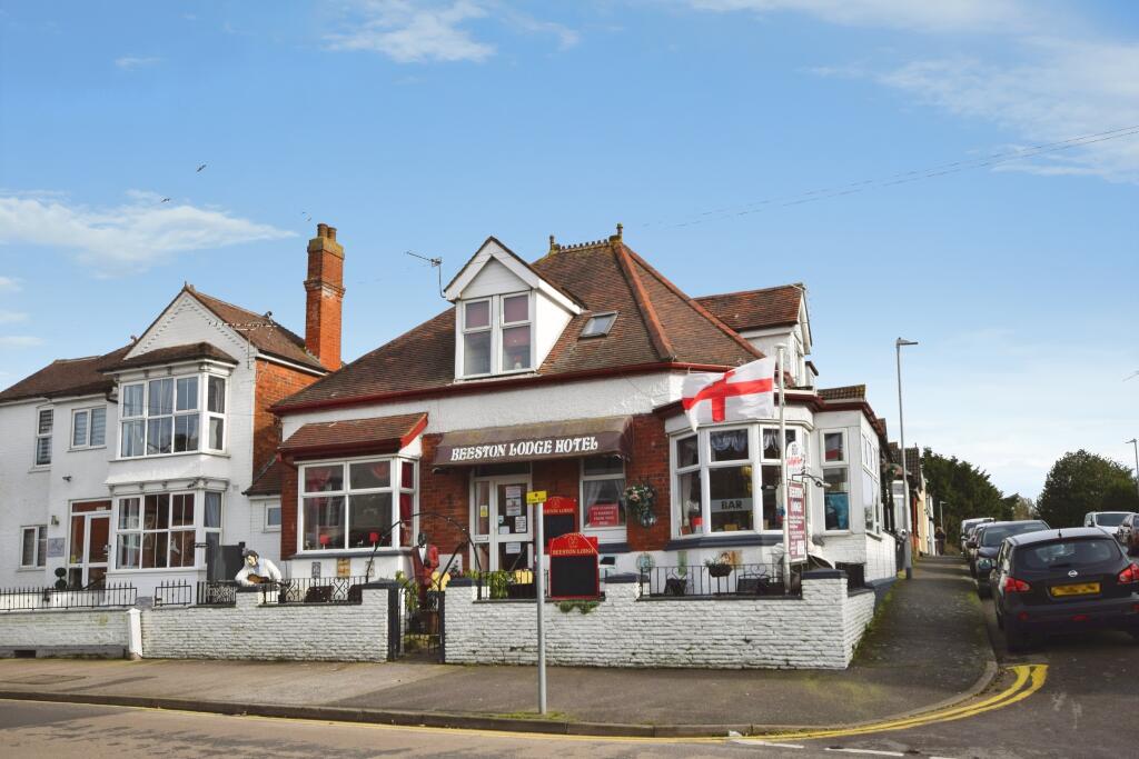 Main image of property: 103 Drummond Road, Skegness, PE25