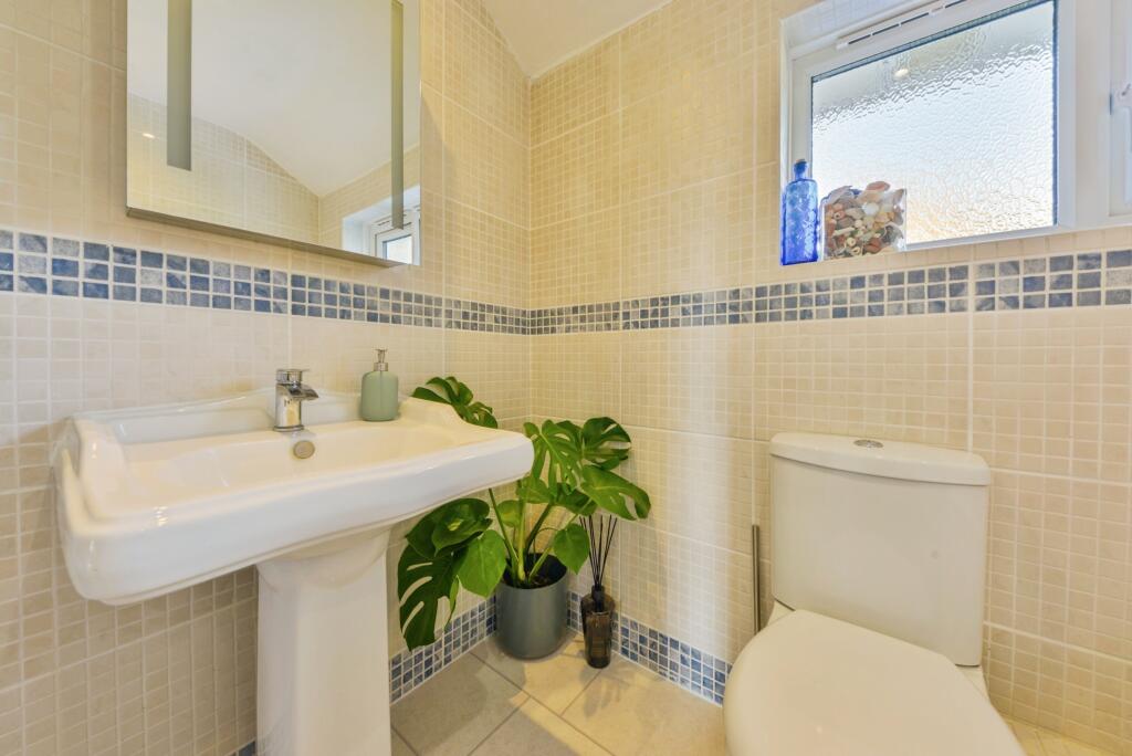 Additional image 11 of Knightsfield, Welwyn Garden City, AL8