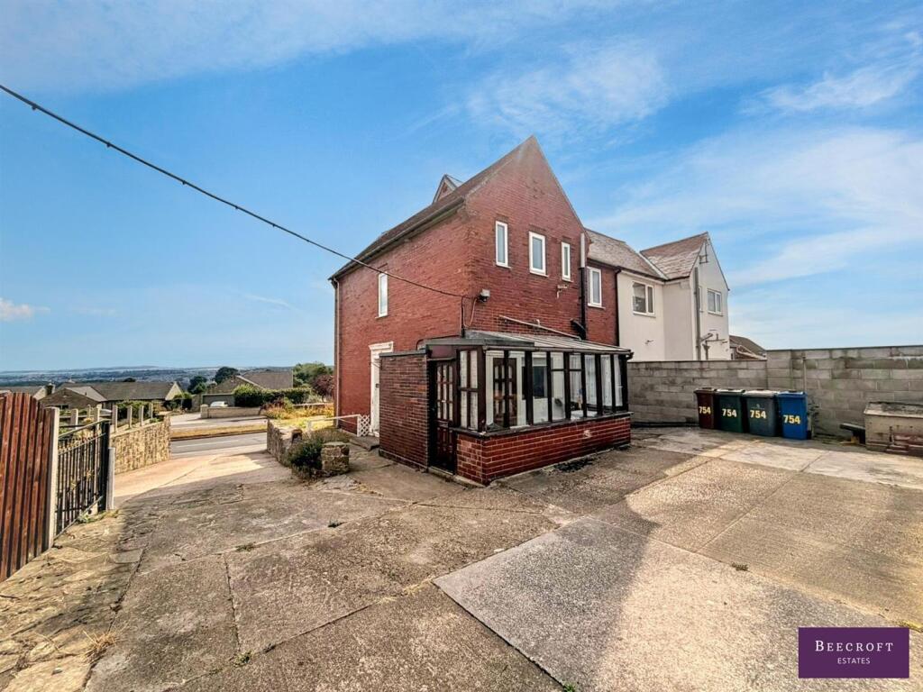 House in Sheffield - View 4