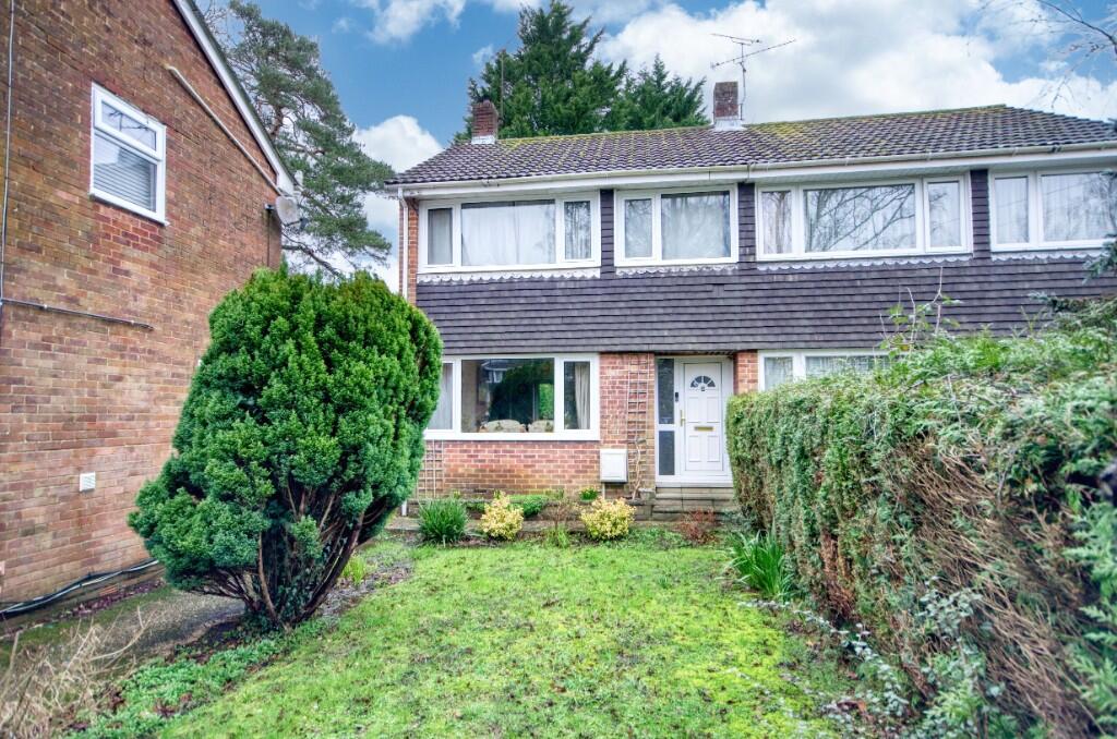 Main image of property: Whitebeam Way, North Baddesley, Southampton, SO52