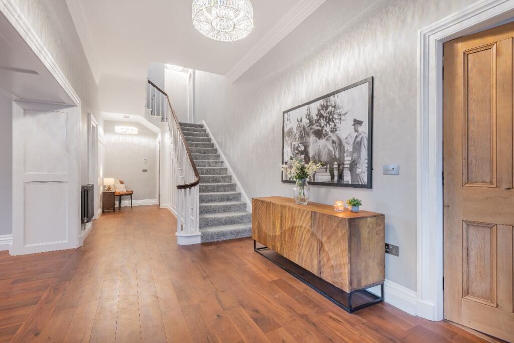 Grove House, Biskey Howe Road, Bowness-on-Windermere, LA23 2JP photo 3