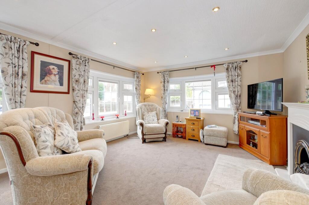 Upper Horsebridge, Hailsham, BN27 - View 3