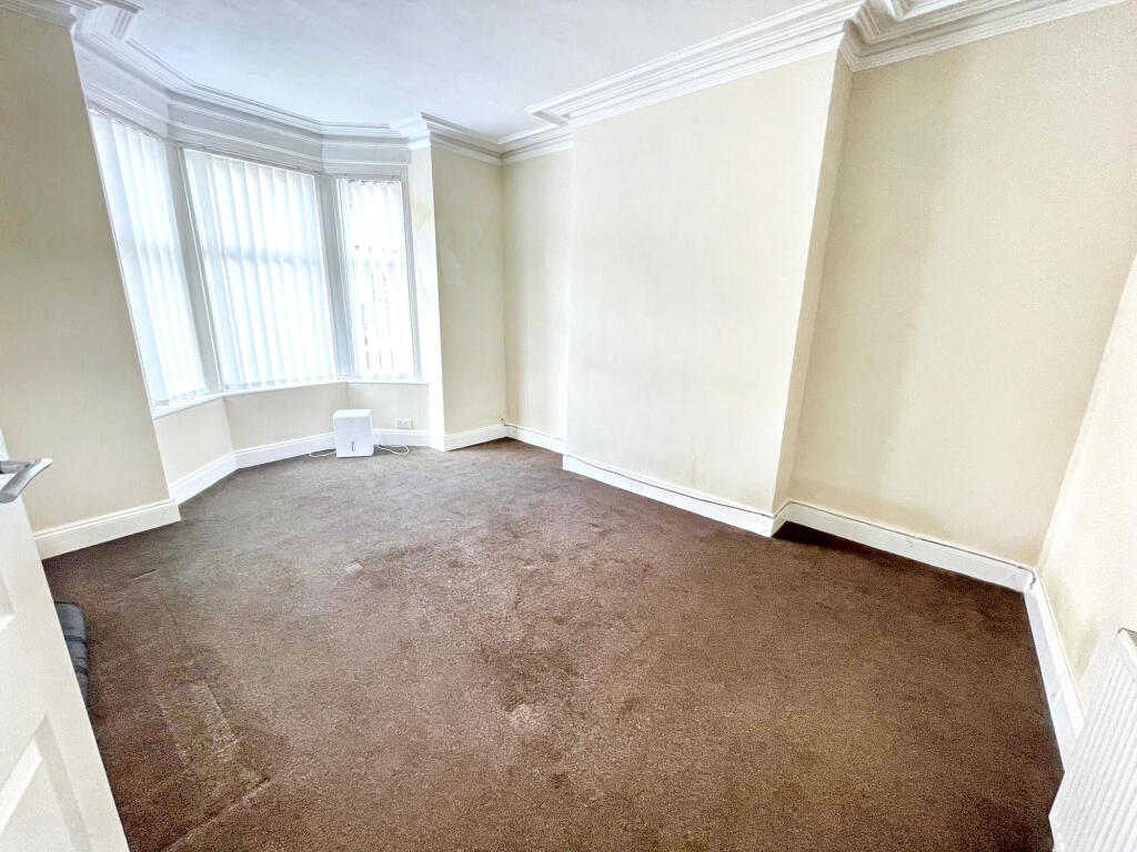 Apartment in South Tyneside, Westoe - More