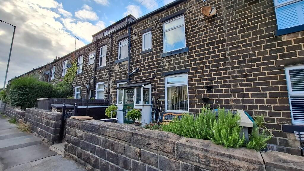 2-bed terraced on 22 Manchester Road, Greenfield, £150,000
