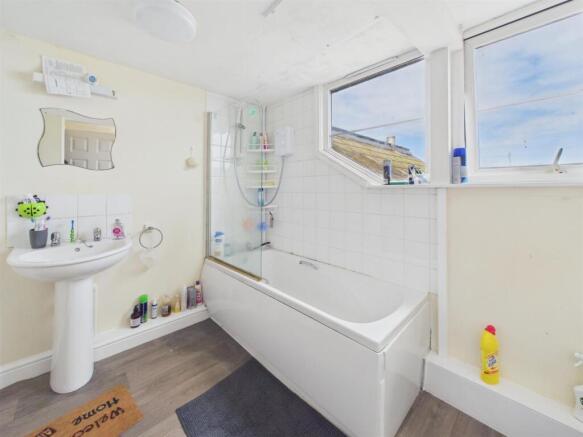 Marine Heights Bathroom