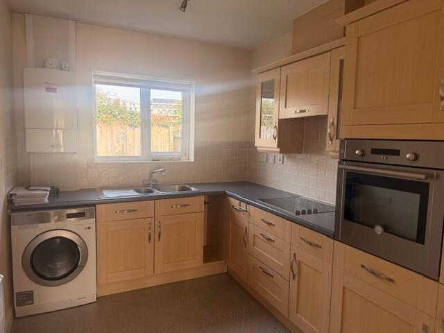 1 Queen Anne Court, Bristol Road, Quedgeley, Gloucester, GL2 4JY photo 3