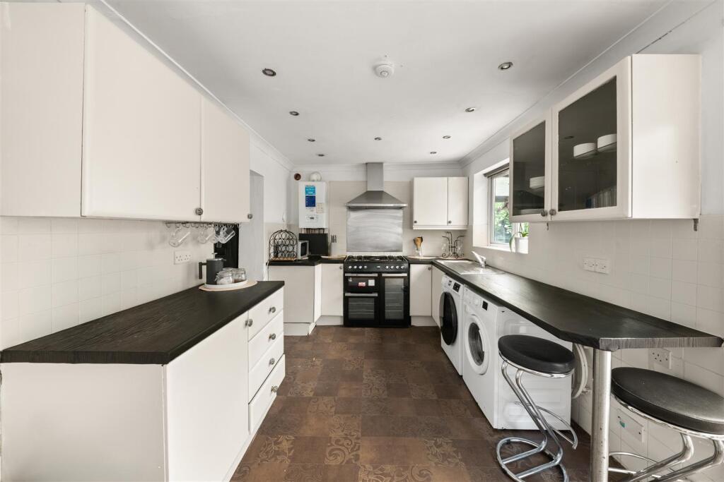 House in Southall - View 2