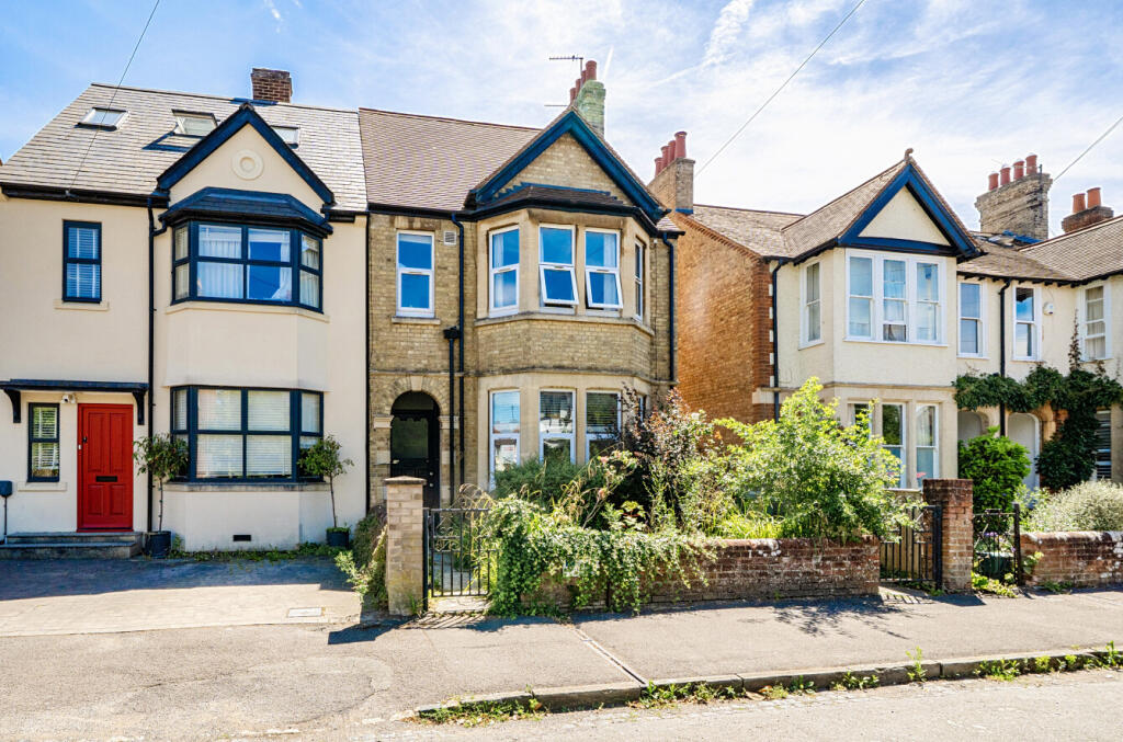 Main image of property: Hamilton Road, Summertown, Oxford