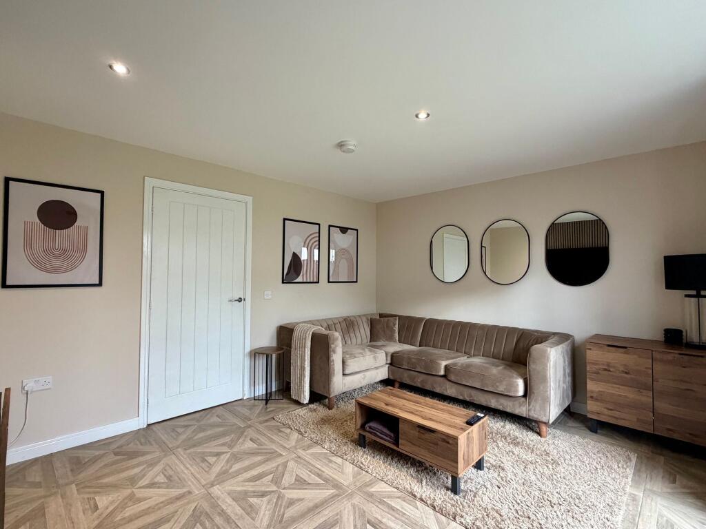 House in Cambuslang, Newton Farm - View 4