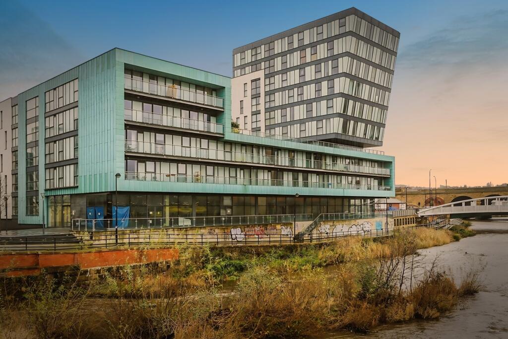 North Bank, Sheffield, S3