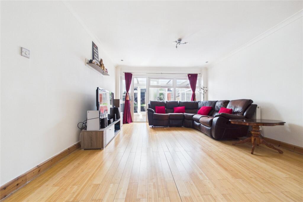 House in Reading, Norcot - View 2