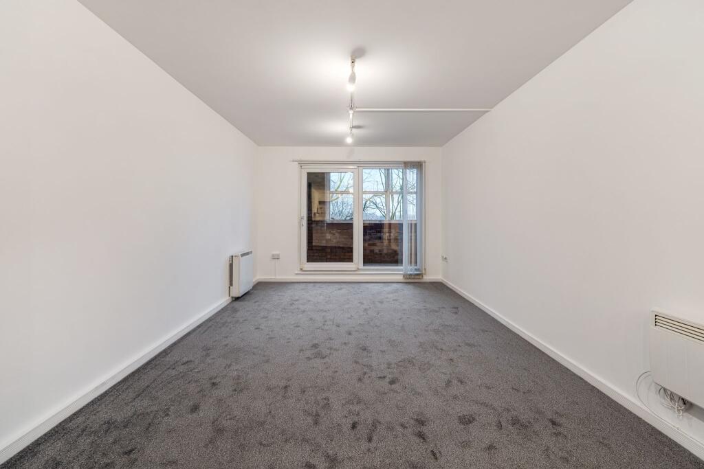 Apartment in Bolton, Bank Top - More