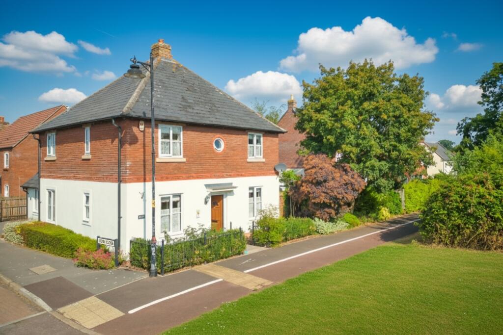 Main image of property: 39 Graham Way, Cotford St. Luke, Taunton